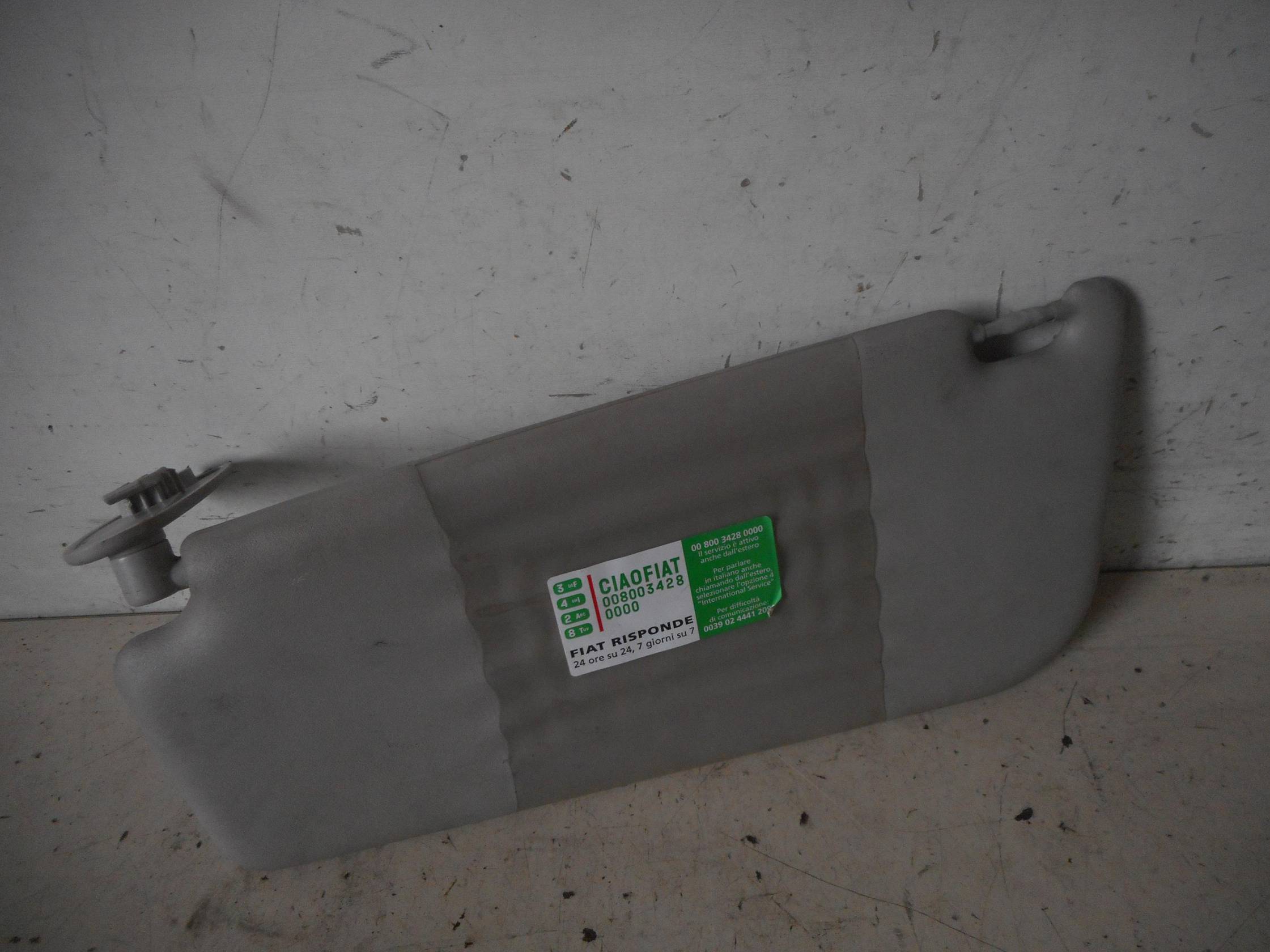 Aletta parasole parabrezza sx.